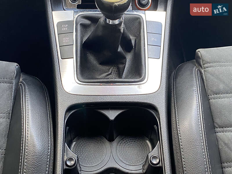 Седан Volkswagen Passat 2008 в Киеве фото 19 Седан Volkswagen Passat 2008 в Киеве