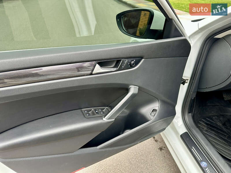 Седан Volkswagen Passat 2021 в Білій Церкві