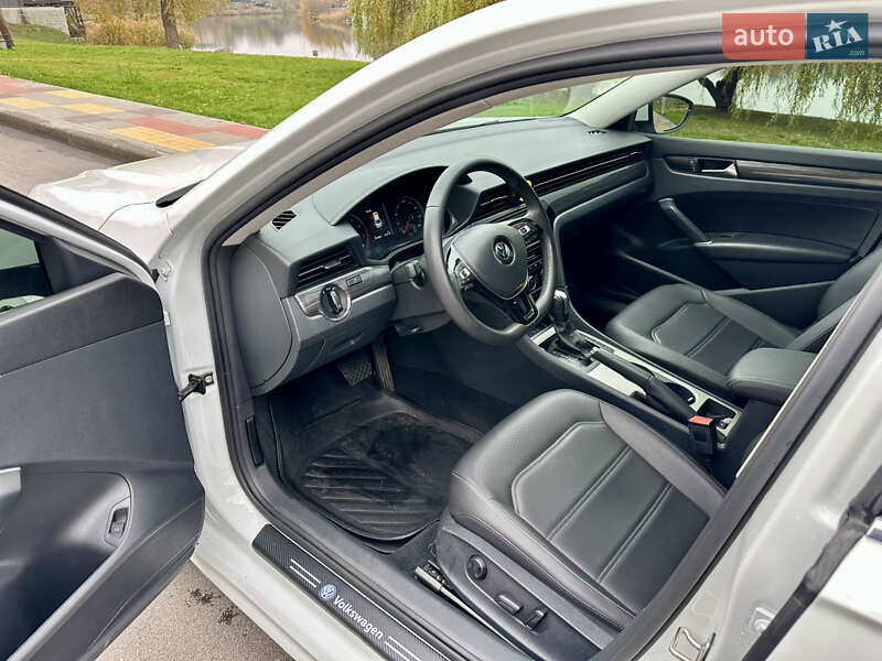 Седан Volkswagen Passat 2021 в Білій Церкві
