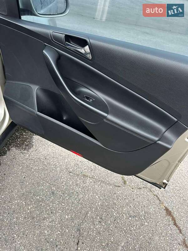 Седан Volkswagen Passat 2006 в Харькове фото 10 Седан Volkswagen Passat 2006 в Харькове