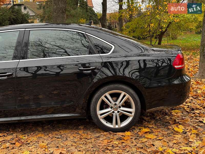 Седан Volkswagen Passat 2014 в Києві