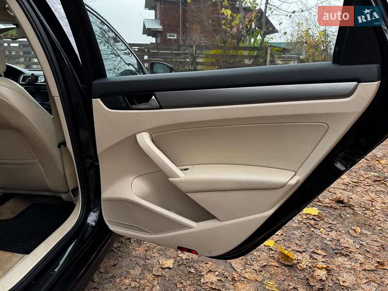 Седан Volkswagen Passat 2014 в Києві