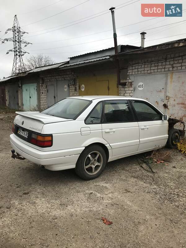 Седан Volkswagen Passat 1988 в Николаеве фото 4 Седан Volkswagen Passat 1988 в Николаеве