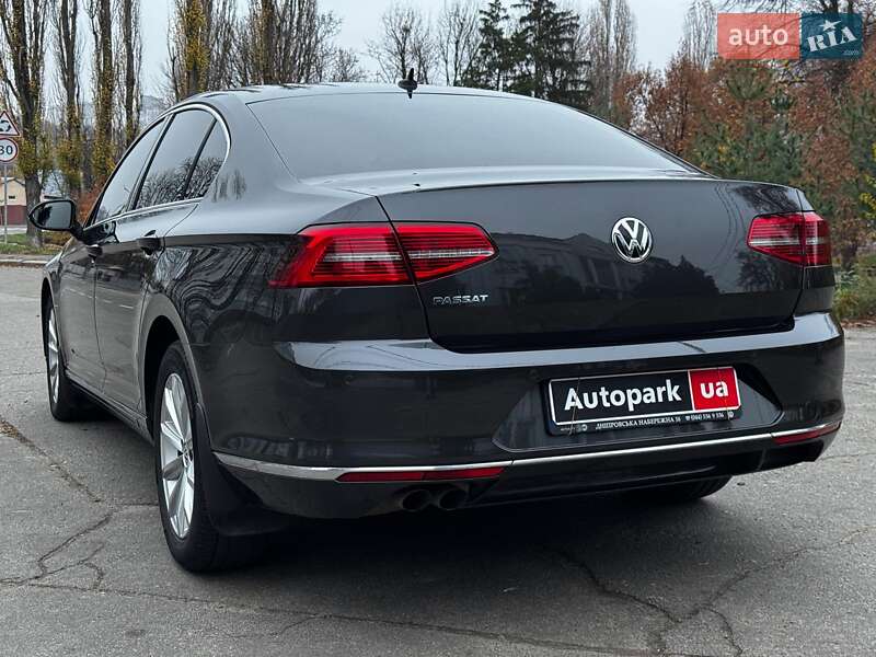Седан Volkswagen Passat 2018 в Киеве фото 18 Седан Volkswagen Passat 2018 в Киеве
