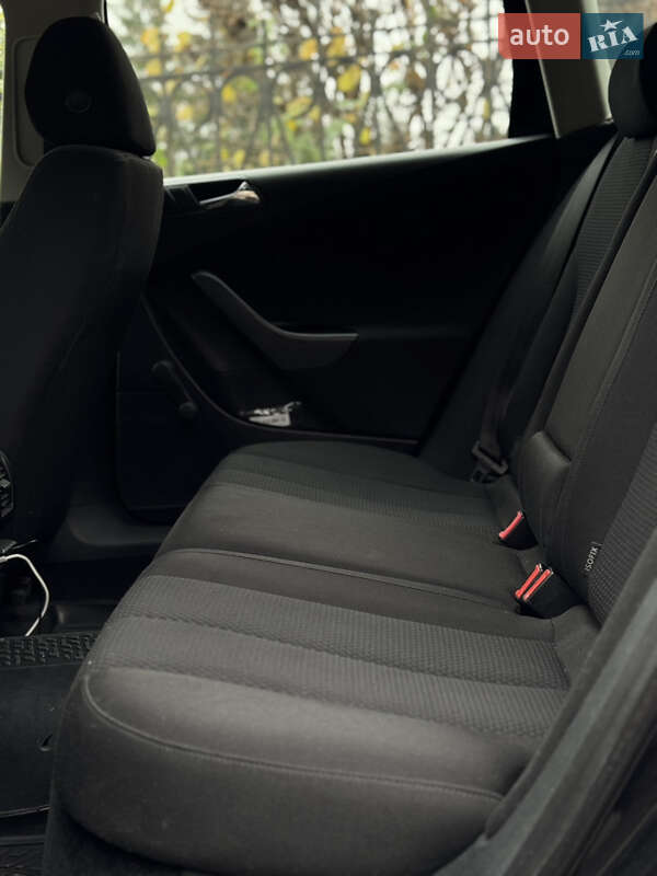 Универсал Volkswagen Passat 2006 в Умани фото 30 Универсал Volkswagen Passat 2006 в Умани