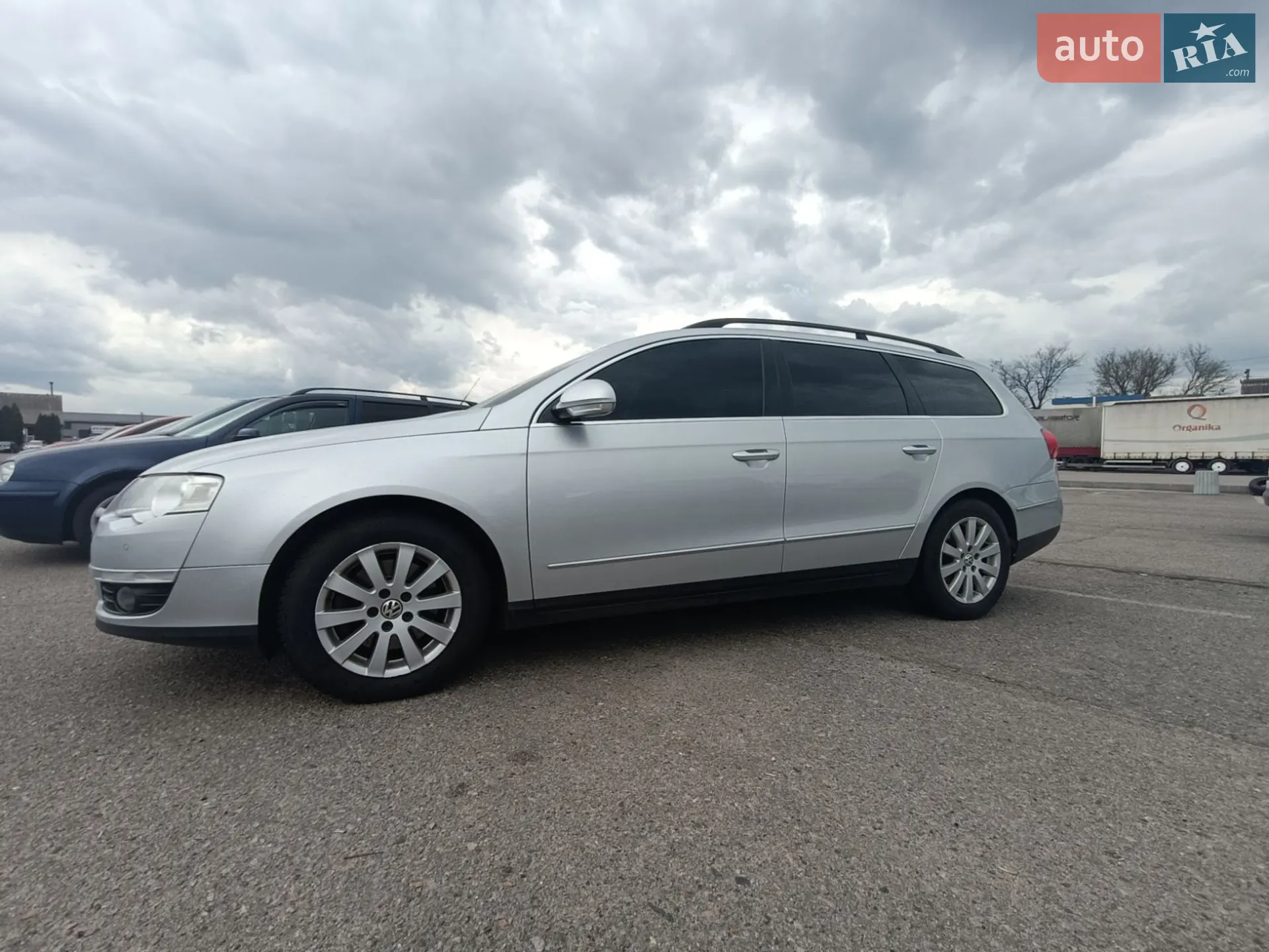 2010 Volkswagen Passat - мініатюра 5