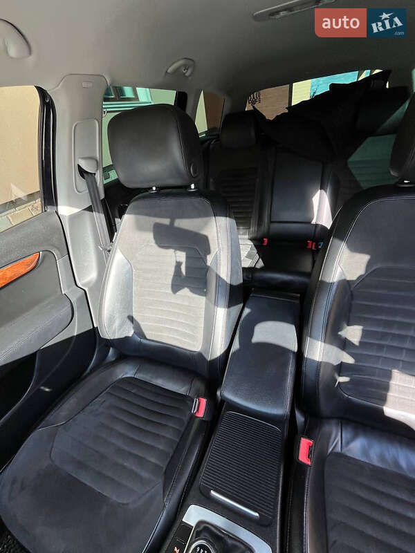 Універсал Volkswagen Passat 2010 в Львові фото 8 Універсал Volkswagen Passat 2010 в Львові