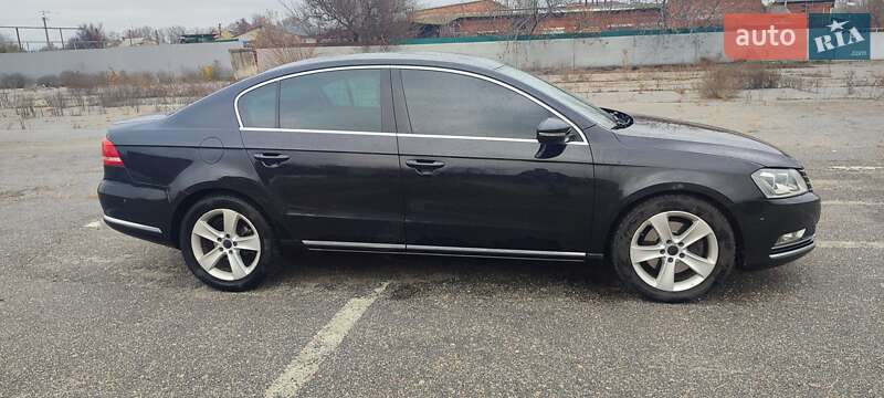 Volkswagen Passat 2011 Volkswagen Passat 2011