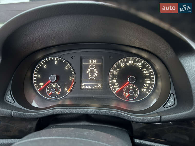Седан Volkswagen Passat 2013 в Умани