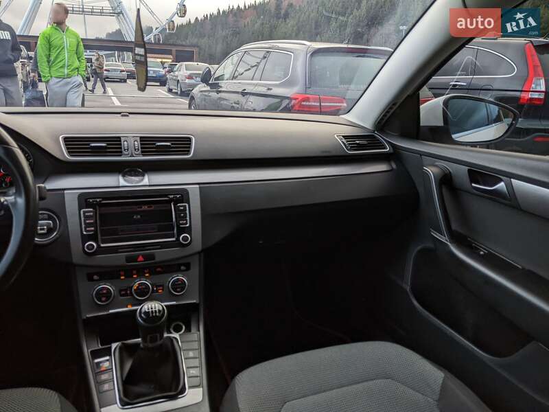 Седан Volkswagen Passat 2013 в Ивано-Франковске фото 48 Седан Volkswagen Passat 2013 в Ивано-Франковске
