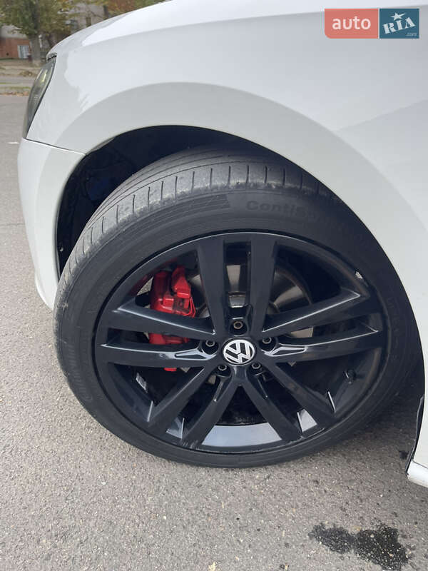 Седан Volkswagen Passat 2012 в Николаеве фото 11 Седан Volkswagen Passat 2012 в Николаеве