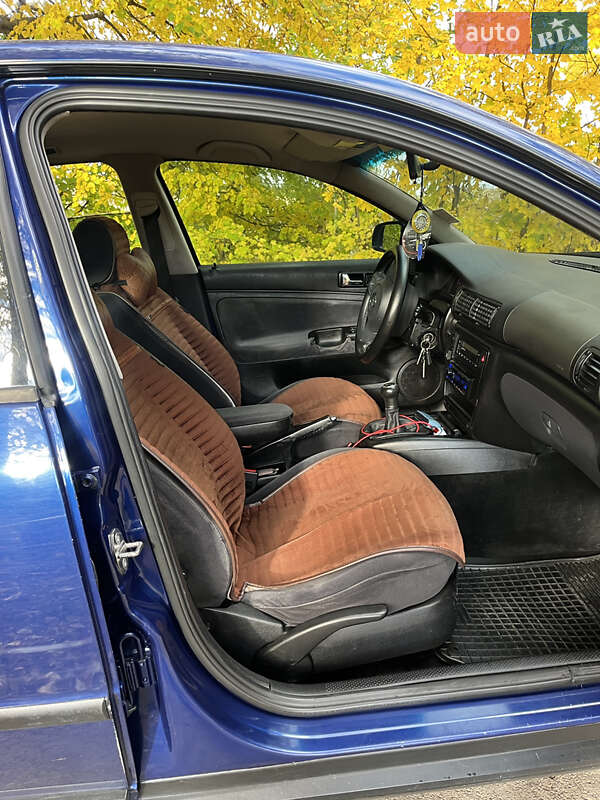 Седан Volkswagen Passat 1998 в Баре