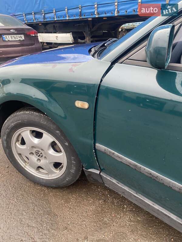 Универсал Volkswagen Passat 1999 в Киеве