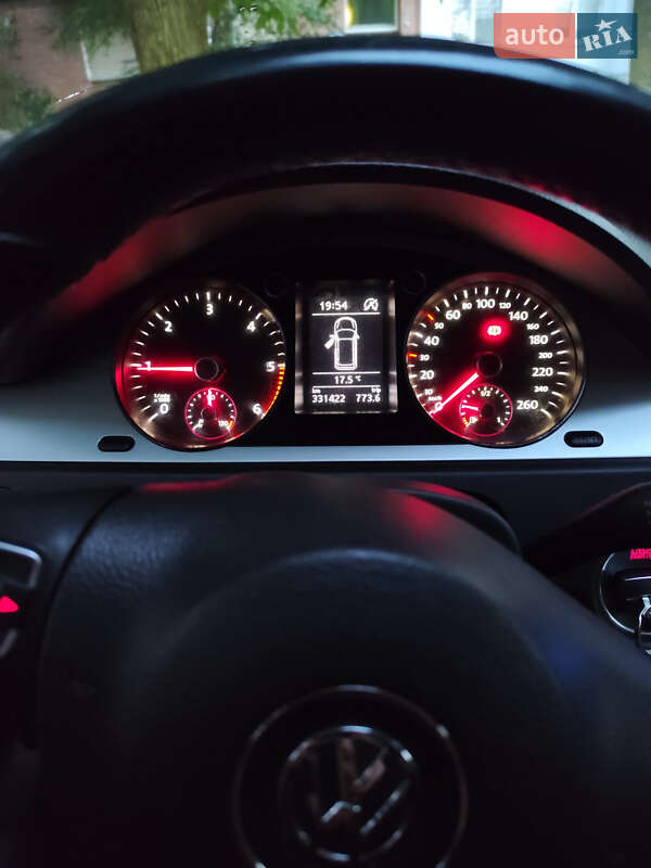 Універсал Volkswagen Passat 2010 в Рівному фото 4 Універсал Volkswagen Passat 2010 в Рівному