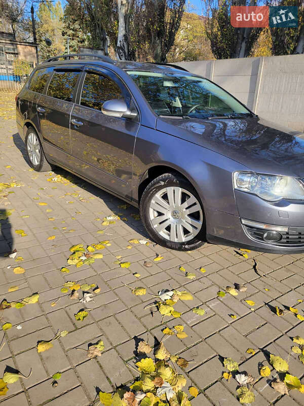 Универсал Volkswagen Passat 2007 в Запорожье