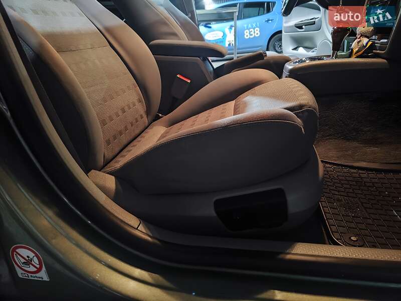 Седан Volkswagen Passat 2001 в Виннице