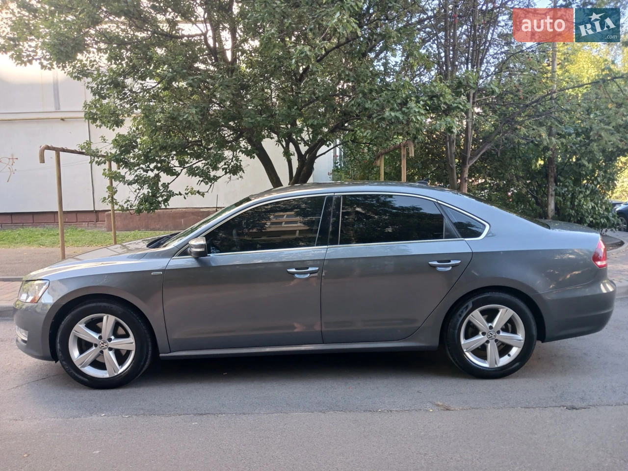 2016 Volkswagen Passat - мініатюра 11