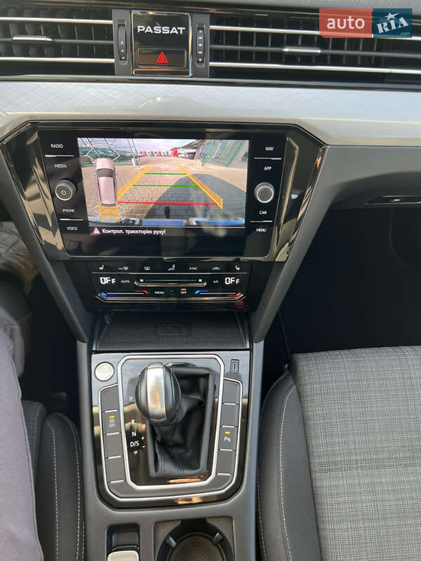 Универсал Volkswagen Passat 2021 в Лопатине
