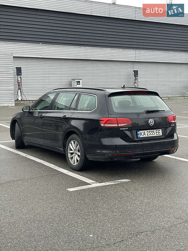 Универсал Volkswagen Passat 2017 в Киеве фото 7 Универсал Volkswagen Passat 2017 в Киеве