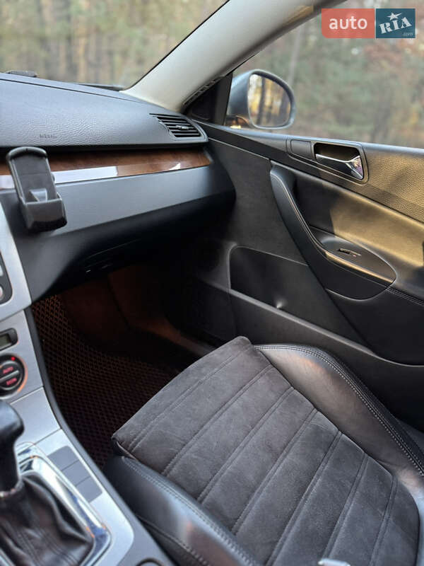 Универсал Volkswagen Passat 2006 в Киеве