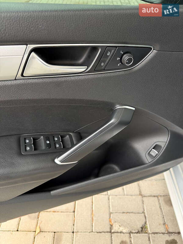 Седан Volkswagen Passat 2016 в Днепре фото 32 Седан Volkswagen Passat 2016 в Днепре