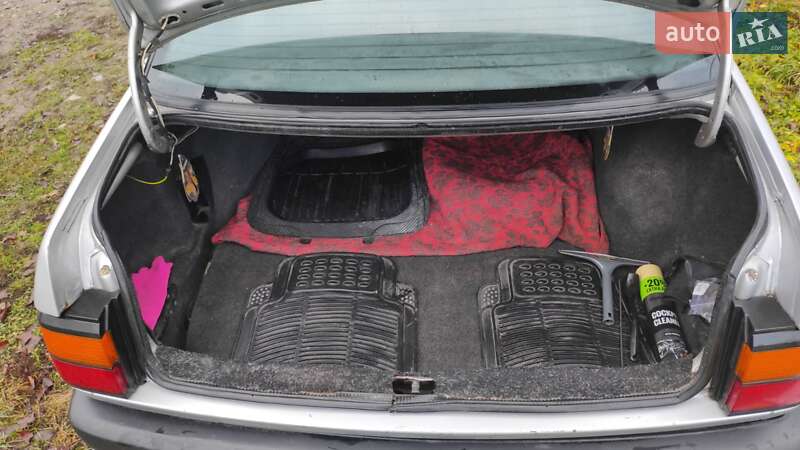 Седан Volkswagen Passat 1990 в Жидачове фото 8 Седан Volkswagen Passat 1990 в Жидачове