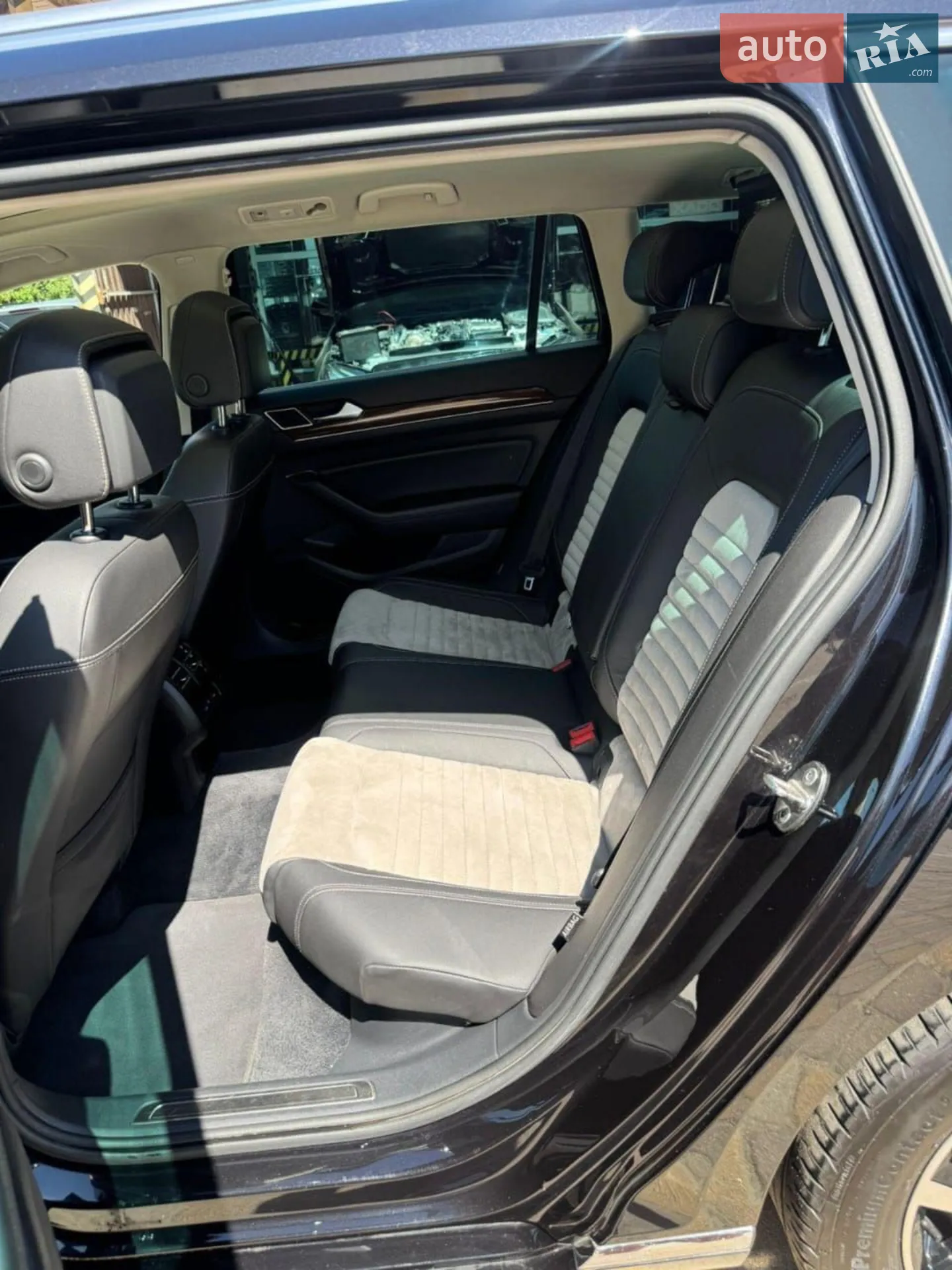2017 Volkswagen Passat - мініатюра 9