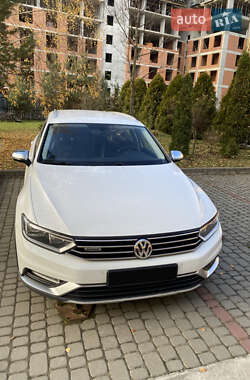 Универсал Volkswagen Passat 2016 в Львове
