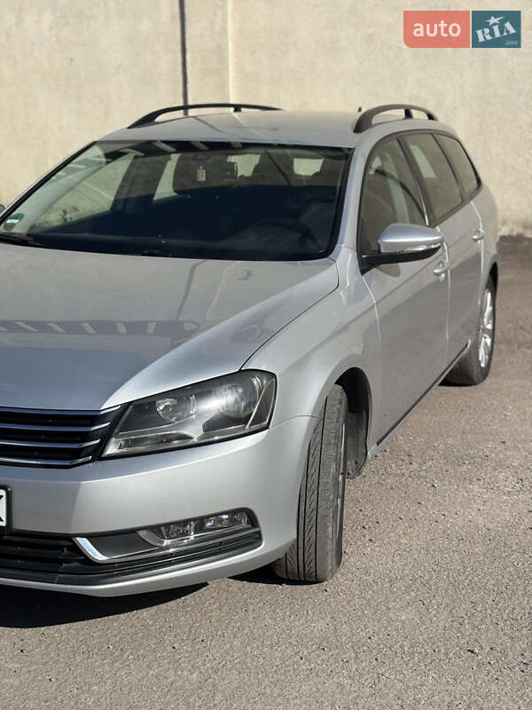 Универсал Volkswagen Passat 2011 в Львове фото 2 Универсал Volkswagen Passat 2011 в Львове