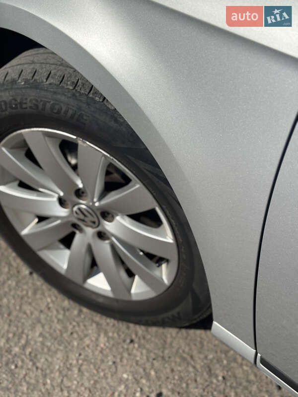 Универсал Volkswagen Passat 2011 в Львове фото 18 Универсал Volkswagen Passat 2011 в Львове