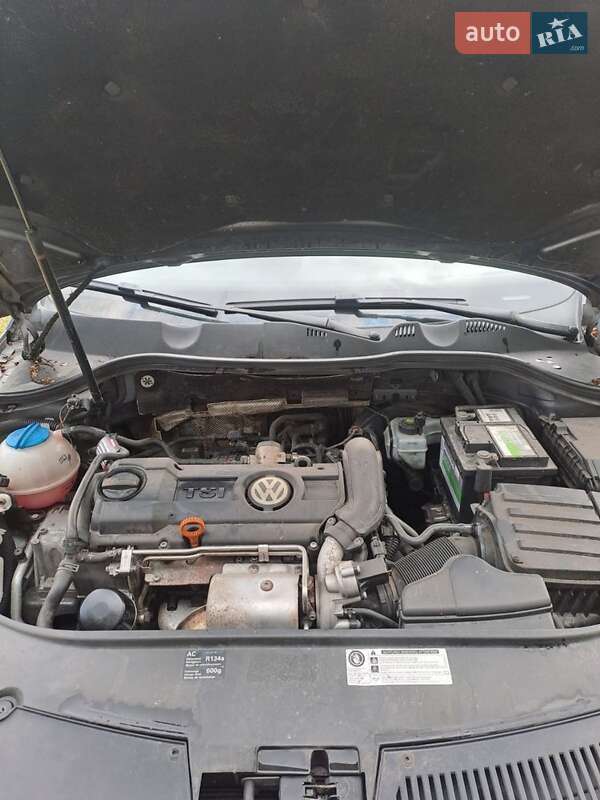 Универсал Volkswagen Passat 2009 в Житомире фото 5 Универсал Volkswagen Passat 2009 в Житомире