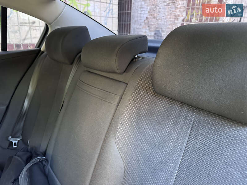 Седан Volkswagen Passat 2008 в Киеве