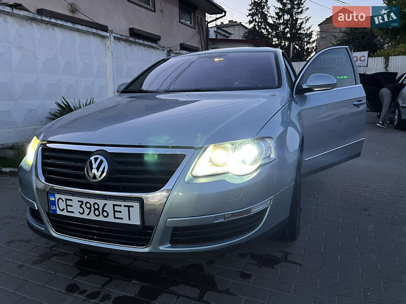 Седан Volkswagen Passat 2005 в Чернівцях