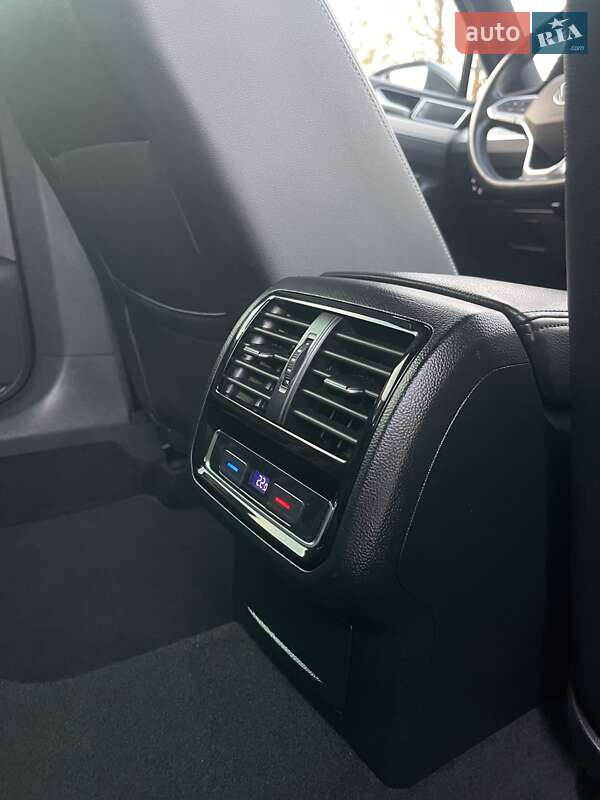 Универсал Volkswagen Passat 2021 в Луцке фото 34 Универсал Volkswagen Passat 2021 в Луцке