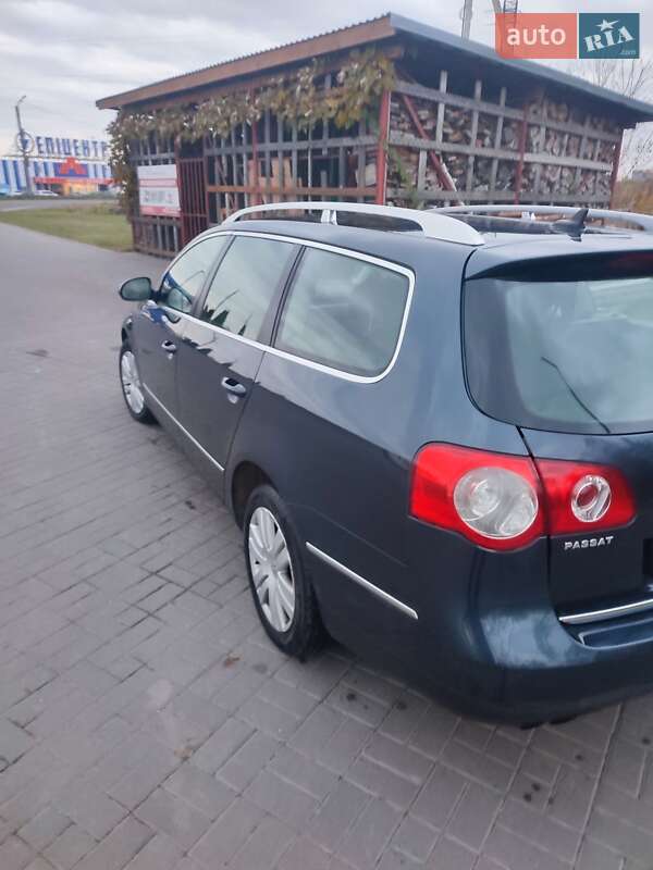 Універсал Volkswagen Passat 2007 в Нововолинську