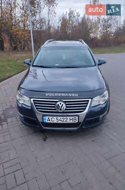 Универсал Volkswagen Passat 2007 в Нововолынске