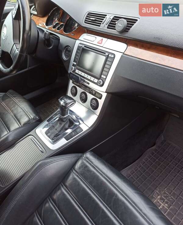 Універсал Volkswagen Passat 2007 в Нововолинську