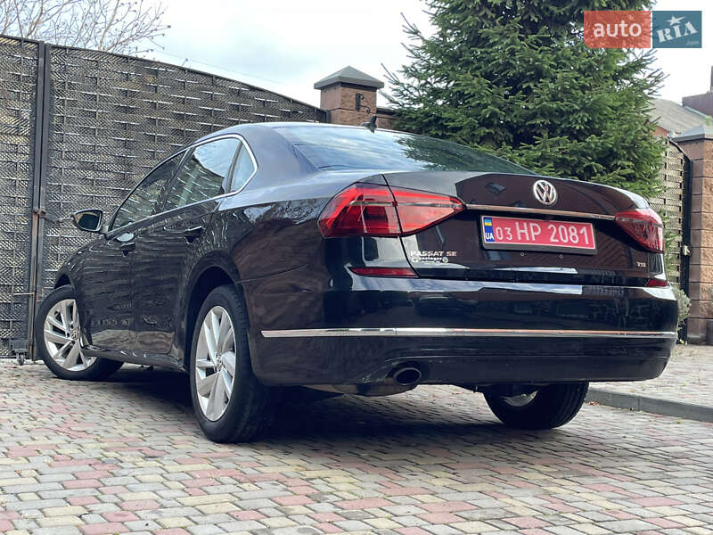 Седан Volkswagen Passat 2018 в Луцке