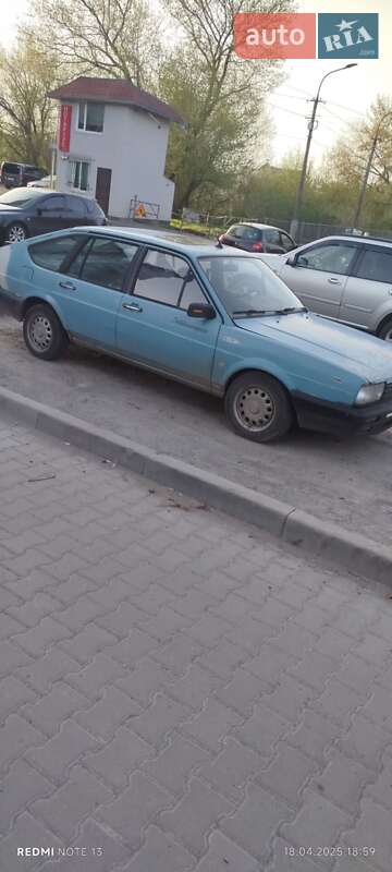 Хетчбек Volkswagen Passat 1988 в Луцьку