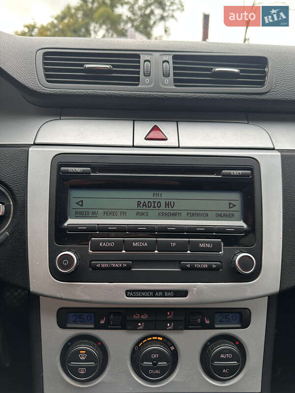 Универсал Volkswagen Passat 2009 в Белогородке