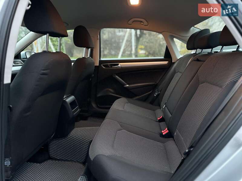 Седан Volkswagen Passat 2016 в Виннице