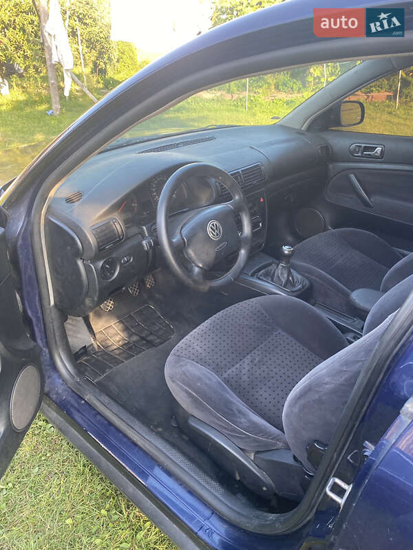 Седан Volkswagen Passat 2001 в Дроздыни фото 7 Седан Volkswagen Passat 2001 в Дроздыни