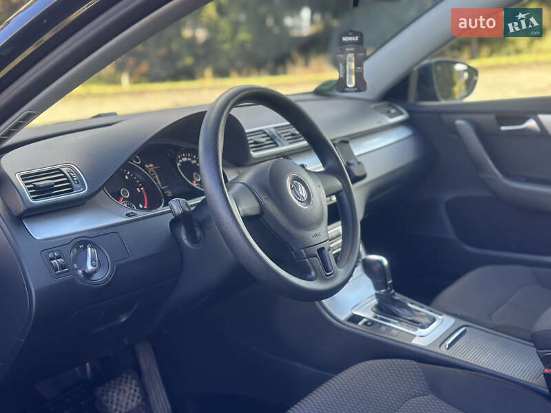 Седан Volkswagen Passat 2013 в Дубно фото 33 Седан Volkswagen Passat 2013 в Дубно