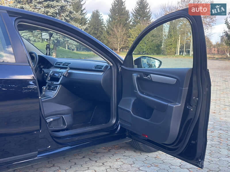 Седан Volkswagen Passat 2013 в Дубно фото 48 Седан Volkswagen Passat 2013 в Дубно