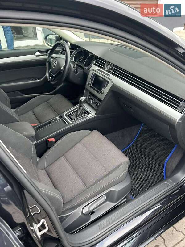 Универсал Volkswagen Passat 2016 в Луцке
