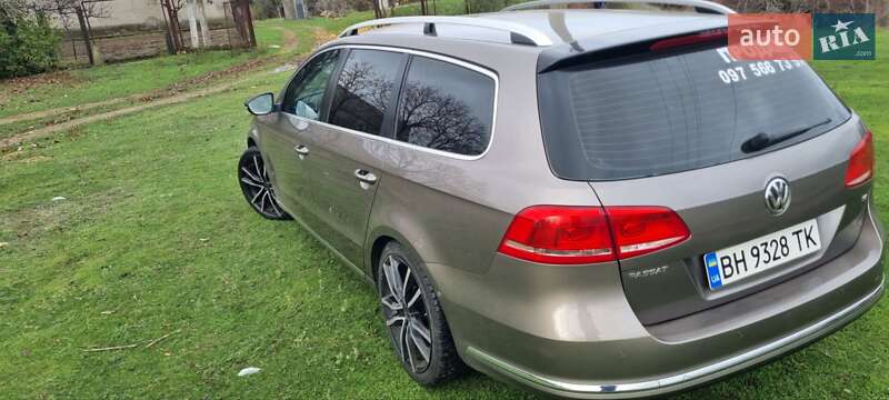 Универсал Volkswagen Passat 2011 в Одессе фото 6 Универсал Volkswagen Passat 2011 в Одессе