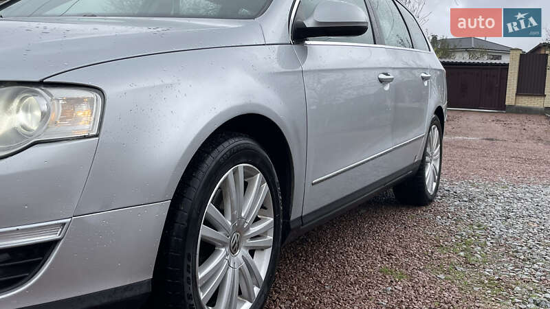 Универсал Volkswagen Passat 2010 в Житомире