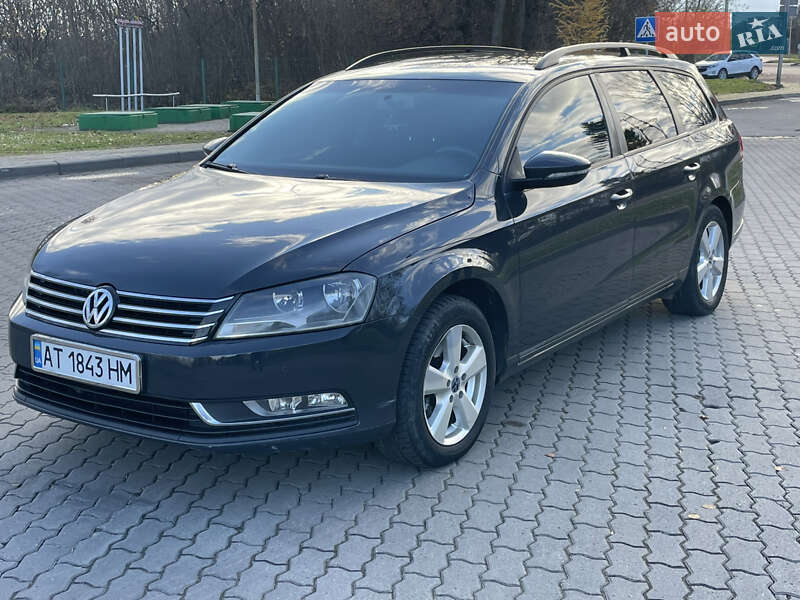 Универсал Volkswagen Passat 2012 в Ивано-Франковске