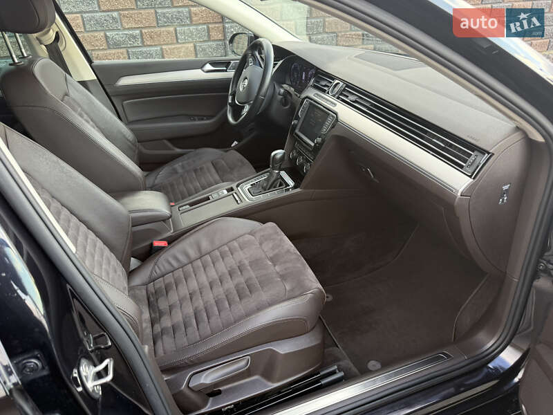 Универсал Volkswagen Passat 2016 в Ровно фото 10 Универсал Volkswagen Passat 2016 в Ровно