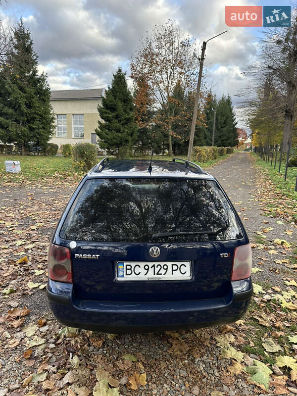 Универсал Volkswagen Passat 2002 в Стрые